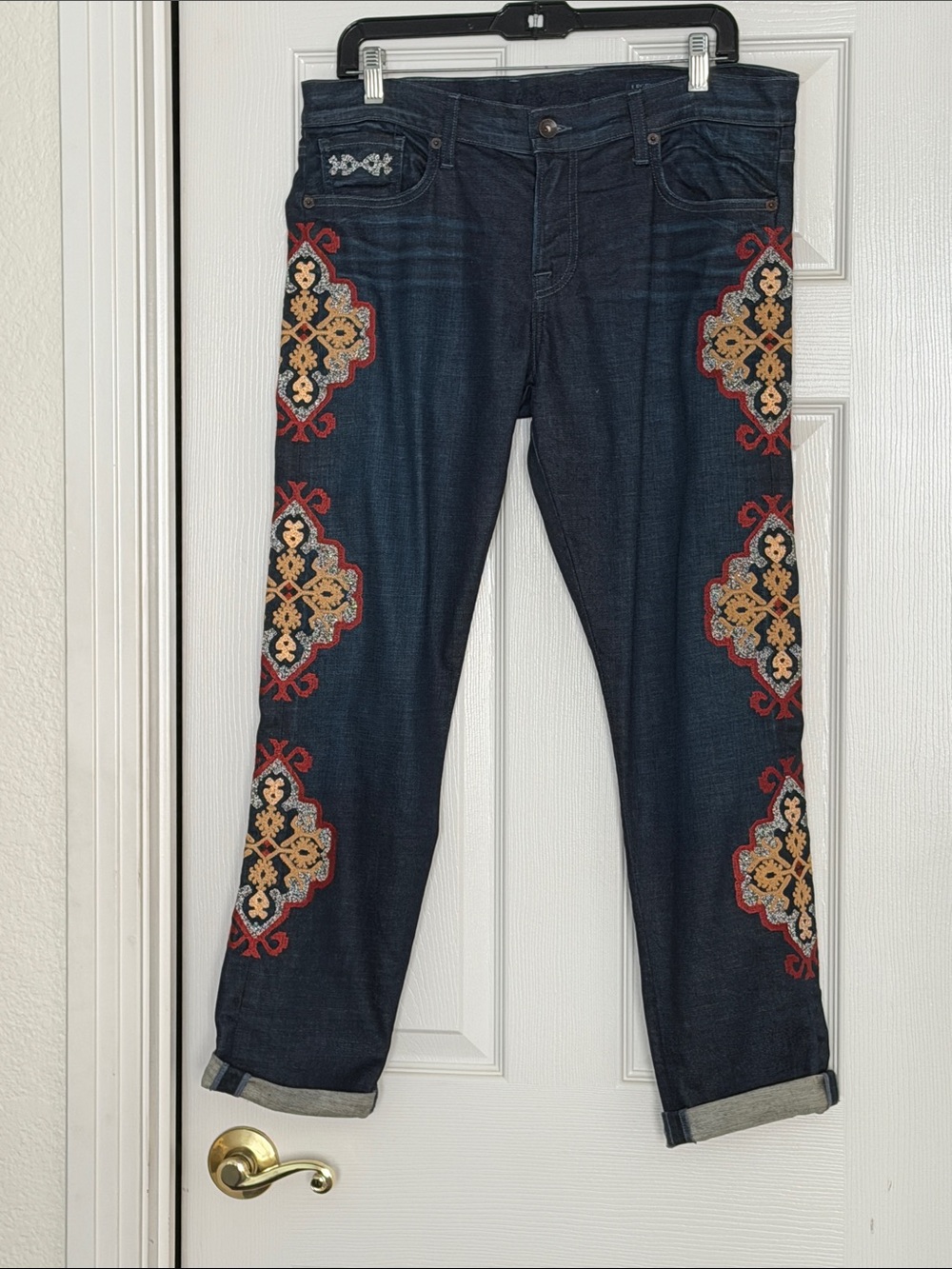 Lucky Brand Legends jeans with great decorative embroidered medallions